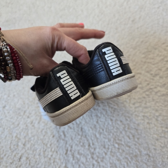 Puma Kids Size 8C Black and White Sneakers - Picture 7 of 11